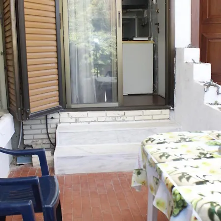 Guest house To Rent In Front The Lovely Sea Fully Equipped Nea Plagia