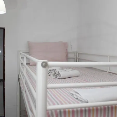 Guest house To Rent In Front The Lovely Sea Fully Equipped