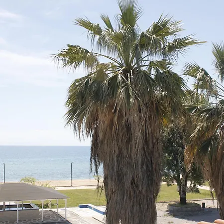 To Rent In Front The Lovely Sea Fully Equipped * Nea Plagia