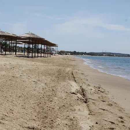 To Rent In Front The Lovely Sea Fully Equipped Guest house *