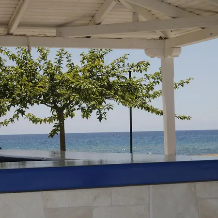 To Rent In Front The Lovely Sea Fully Equipped Guest house *