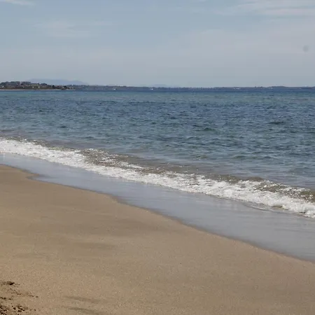 To Rent In Front The Lovely Sea Fully Equipped Nea Plagia