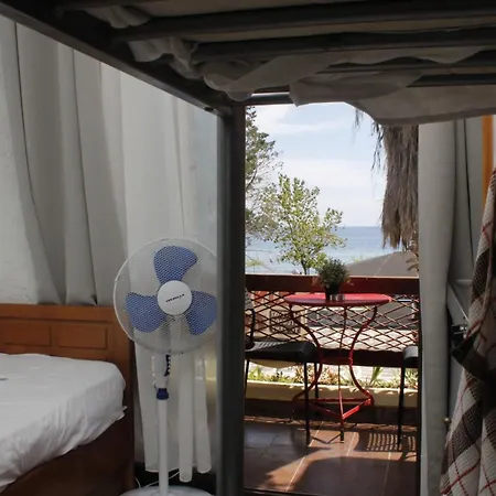 To Rent In Front The Lovely Sea Fully Equipped Guest house Nea Plagia