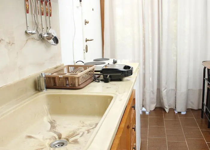 Гостевой дом Studioareticom To Rent In Front The Lovely Sea Fully Equipped Plagiastudioseu Неа-Плайя