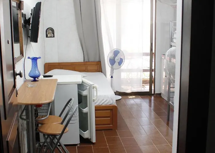 Studioareticom To Rent In Front The Lovely Sea Fully Equipped Plagiastudioseu Неа-Плайя