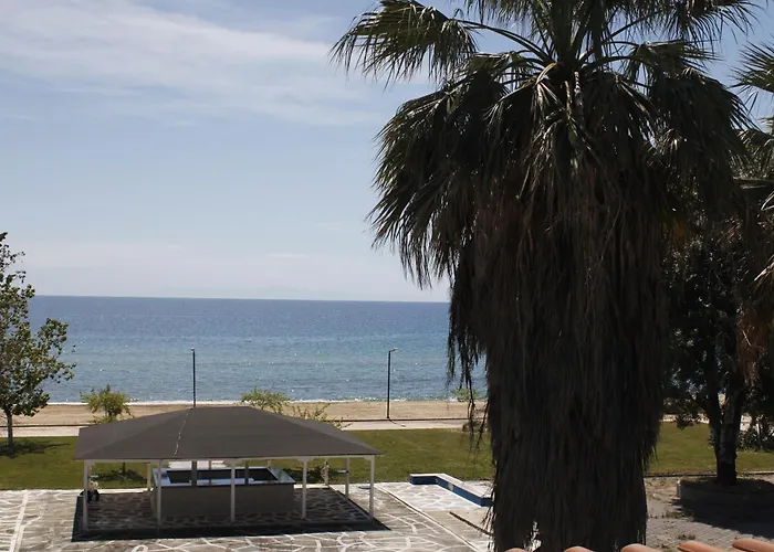 Studioareticom To Rent In Front The Lovely Sea Fully Equipped Plagiastudioseu Pensión