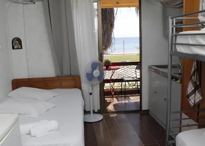 Studioareticom To Rent In Front The Lovely Sea Fully Equipped Plagiastudioseu Pensión