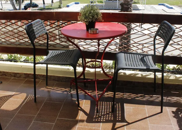 Pensión Studioareticom To Rent In Front The Lovely Sea Fully Equipped Plagiastudioseu